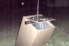 The-V1-Chameleon-Antenna-on-a-trash-can-in-the-park